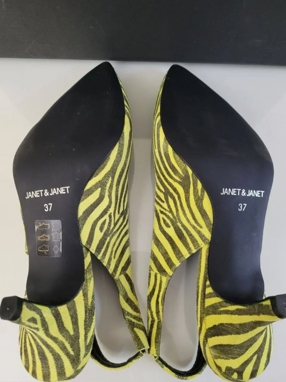 Janet & Janet Zebra Print Slingback Heels Size 37 Lime Green Black